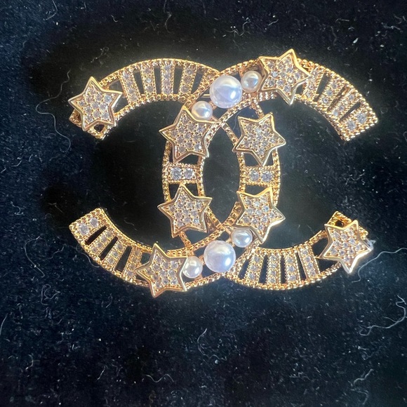 Vtg Chanel pin circa 1990s comet Vestiaire collection⭐️ - Picture 4 of 11